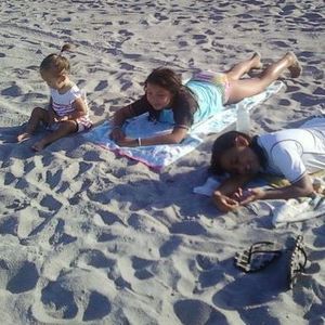 Meet your Posher, Monique