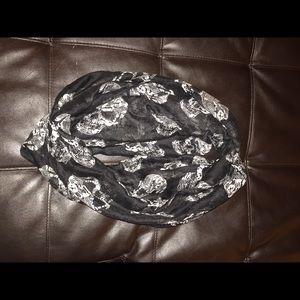 Scull infinity scarf