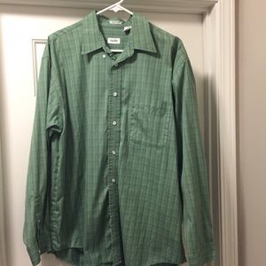 IZOD green button down shirt