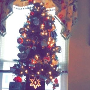 Meet your Posher, Falus