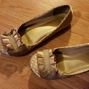 Gold flats