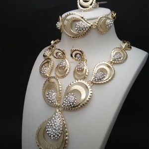 Beautiful CZ Crystal Rhinestone Gold Plated 4PC