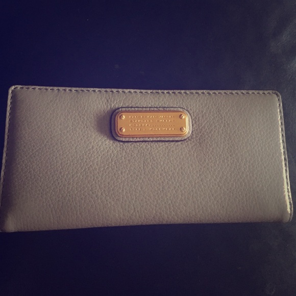 Marc Jacobs wallet