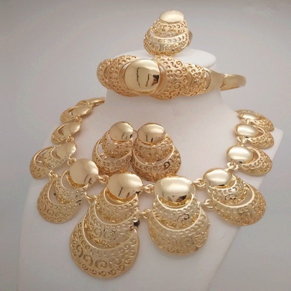 Favorite Costume Indian Gold Plated 4PC Set - Picture 2 of 4