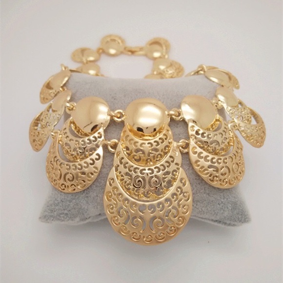 Favorite Costume Indian Gold Plated 4PC Set - Picture 3 of 4