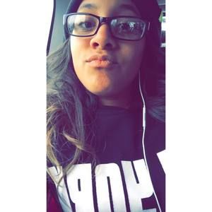 Meet your Posher, Janira