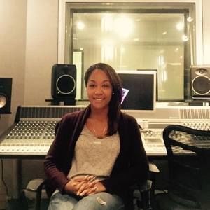 Meet your Posher, Vanessa