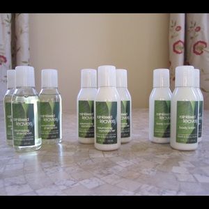 9 1-Oz Bottles Rainkissed Leaves Sham/Cond/Lotion