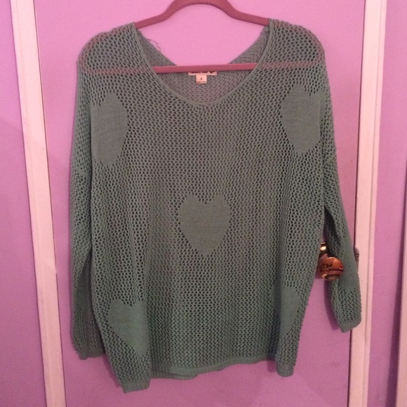 LIGHTWEIGHT TURQUOISE SWEATER WITH HEARTS