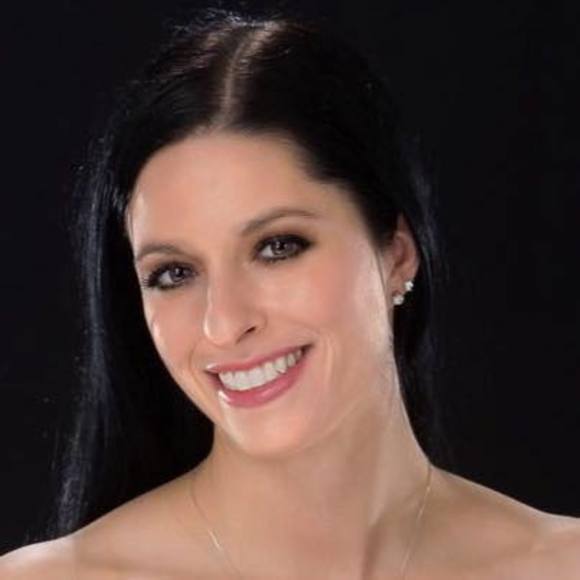 Meet your Posher, Briana - Picture 1 of 1