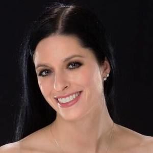 Meet your Posher, Briana