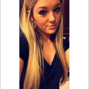 Meet your Posher, Nicole