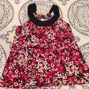 Flirty Flowered Top!
