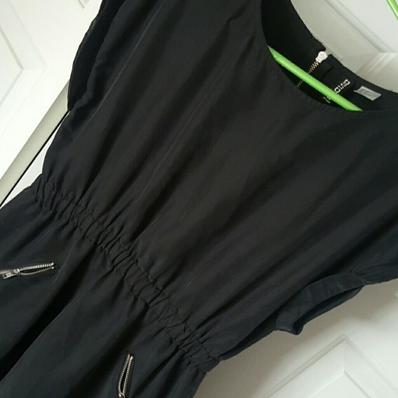 H&M - Picture 2 of 3