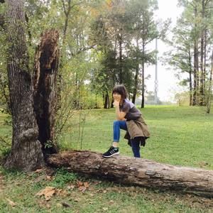 Meet your Posher, Linh