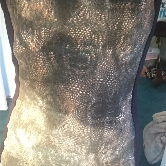 snake skin pattern cut off the sleeve dress !! - Picture 2 of 3