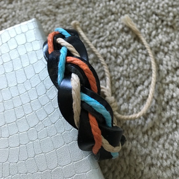 Rope Braid Knot Bracelet - Picture 3 of 3