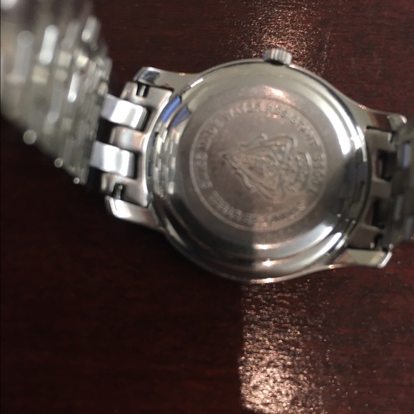 Gucci Accessories Gucci Watch Battery Needed Poshmark