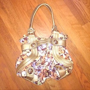 Cute Floral purse!