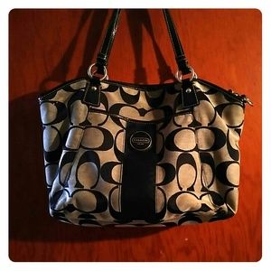 Fabulous Coach Purse!!