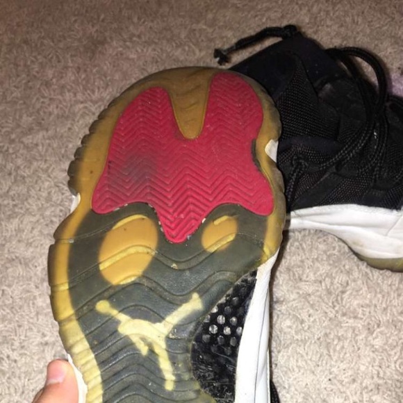 Tuxedo 11 lows beaters - Picture 2 of 4