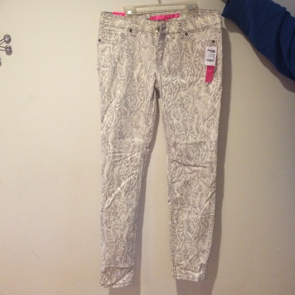 Patterned Jeans