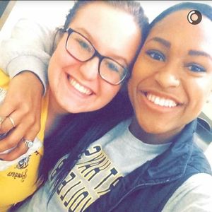 Meet your Posher, Halle