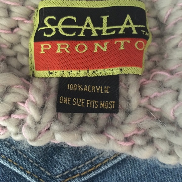 ❄️ Winter Hat❄️ - Picture 3 of 4