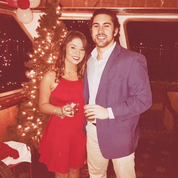 Meet your Posher, Camille - Picture 1 of 1