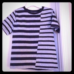 Kid's striped shirt sleeve shirt