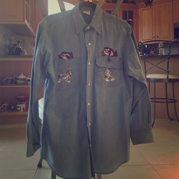 Looney Tunes Warner Bros. Button Up - Picture 1 of 1