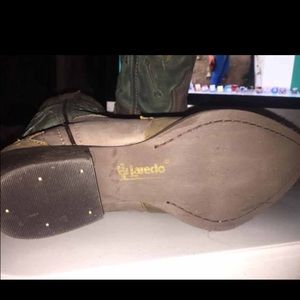 Laredo cowgirl boots