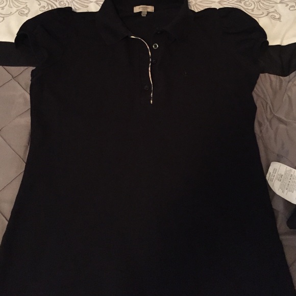 Authentic 💯 fits medium/ large ❤️