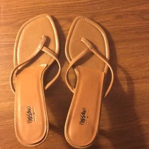 Massimo sandals