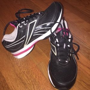 Women's reebok easy tone sneakers