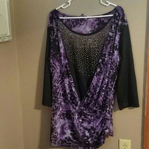 Dilated USA beautiful blouse New without tags