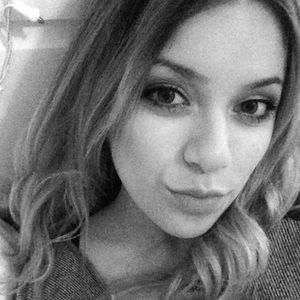 Meet your Posher, Vanessa