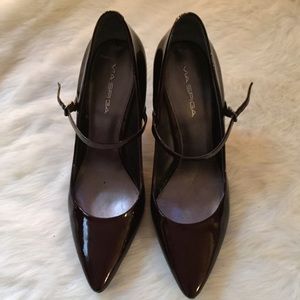 Via Spiga Wine patent leather pumps