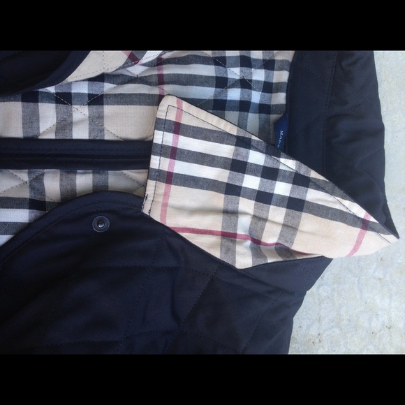 💸SOLD💸Burberry black diamond quilted barn jacket - Picture 3 of 4