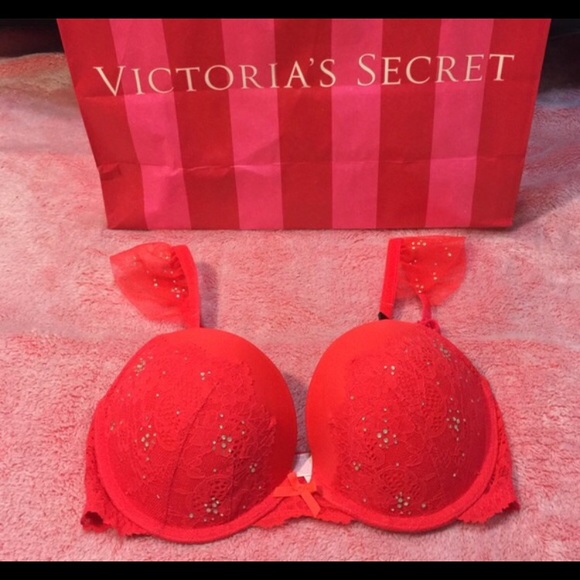 32 DD rhinestones vs push-up bra