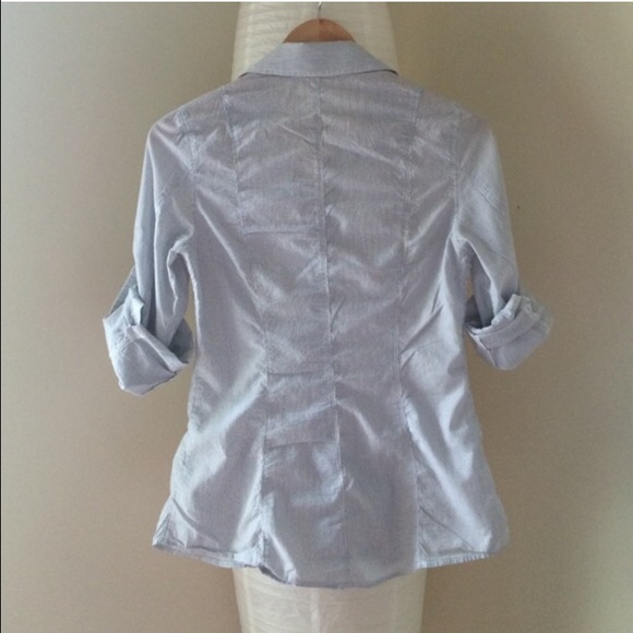 Express fitted button down - Picture 2 of 3