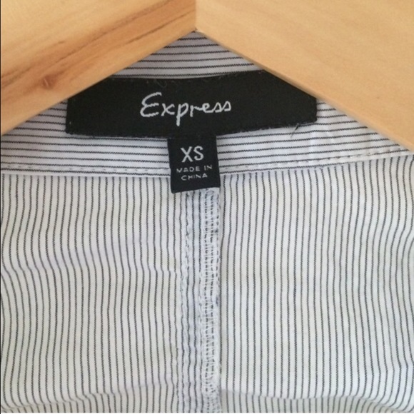 Express fitted button down - Picture 3 of 3