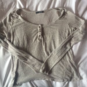 Brandy Melville long sleeve knit