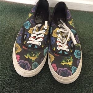 Trading. Do not buy. Adorable Floral Vans