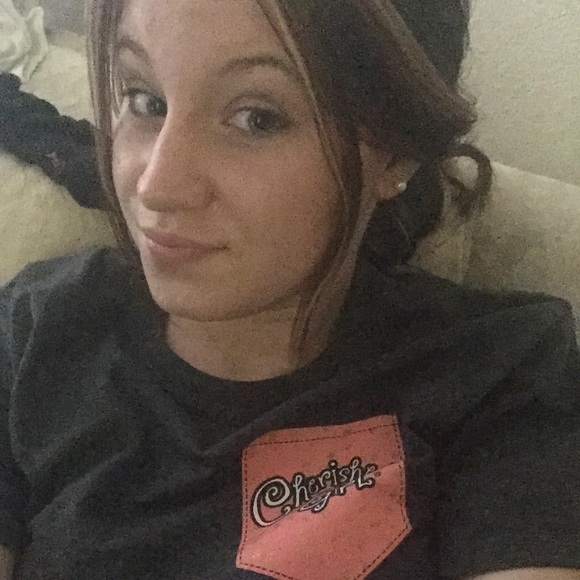 Meet your Posher, Ashley - Picture 1 of 1