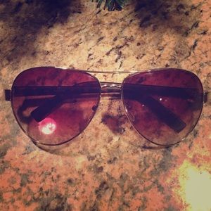 GUESS  Brown Aviators