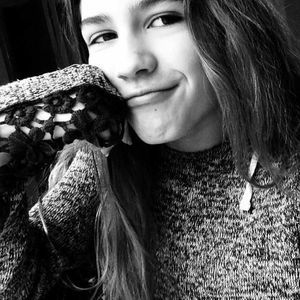 Meet your Posher, Abby