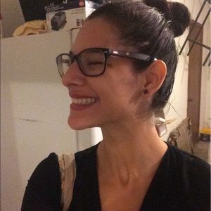 Meet your Posher, Veronica