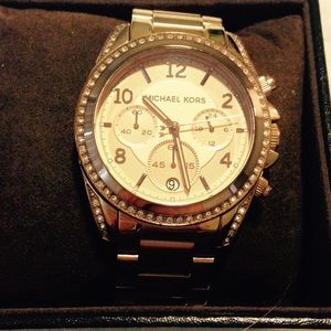 Michael Kors rose gold watch