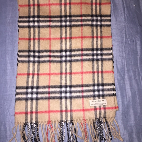 Burberry classic Cashmere scarf